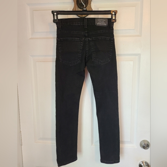 Levi Strauss Signature Woman's Skinny Jeans, Size: 10 Color: Black - Picture 15 of 15